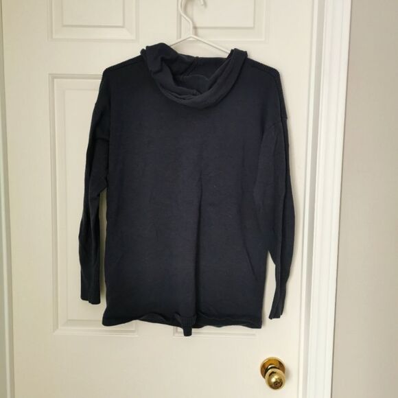 2/$30 Thyme Maternity thin knit sweater size m - Picture 4 of 4